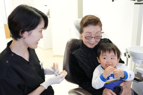 お子さまの健やかな成長をサポートし将来の歯を守る